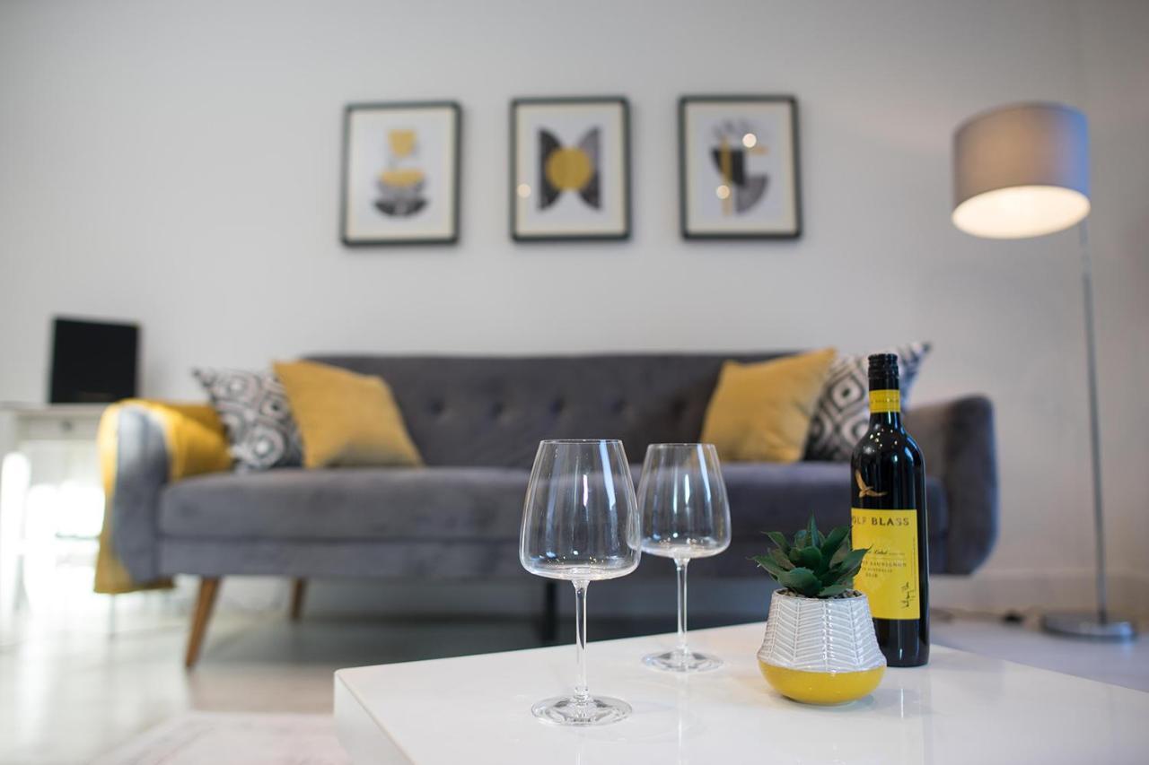 Luxury King Bed Apartment & Free Parking Cambridge  Buitenkant foto