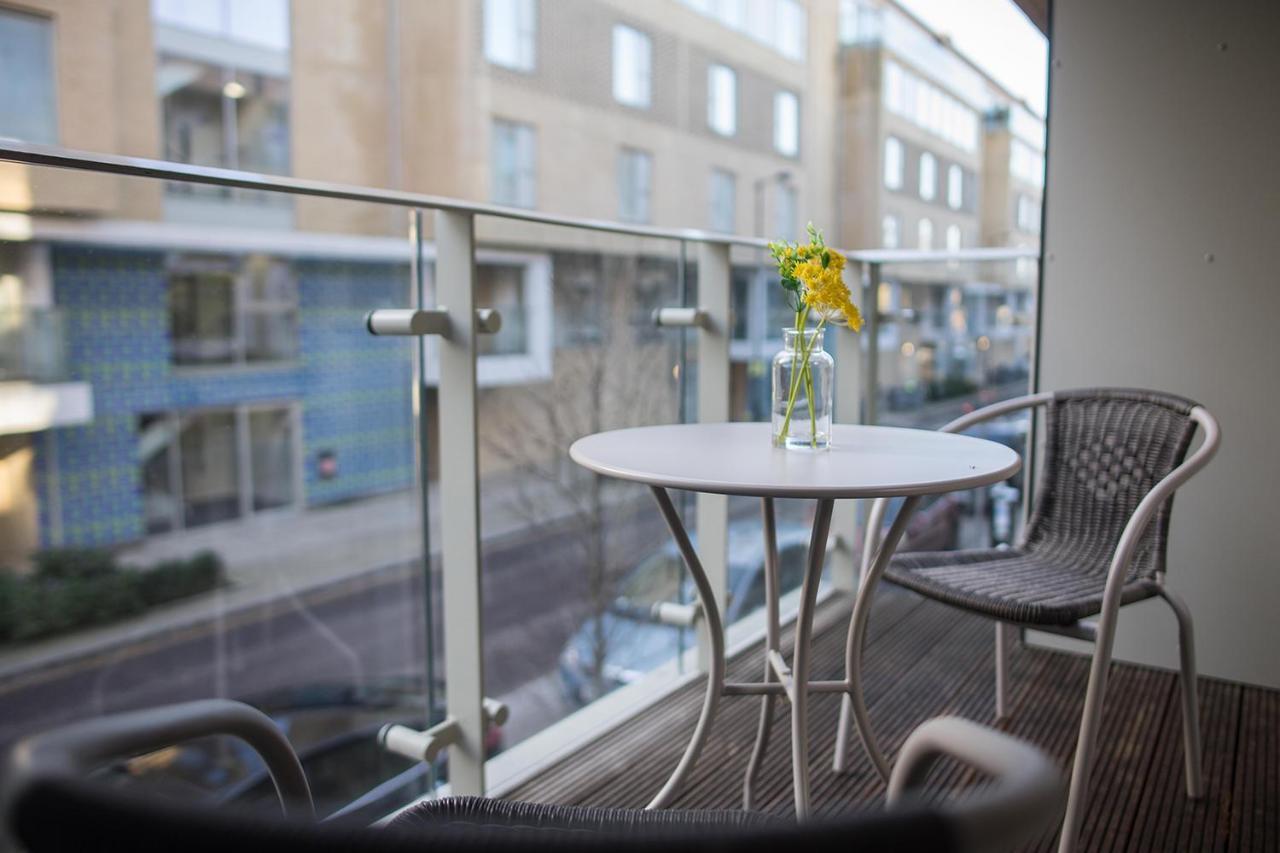 Luxury King Bed Apartment & Free Parking Cambridge  Buitenkant foto