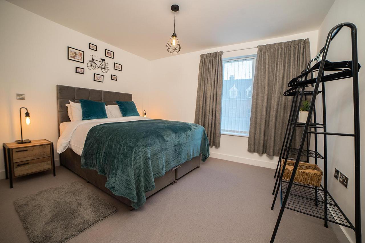Luxury King Bed Apartment & Free Parking Cambridge  Buitenkant foto
